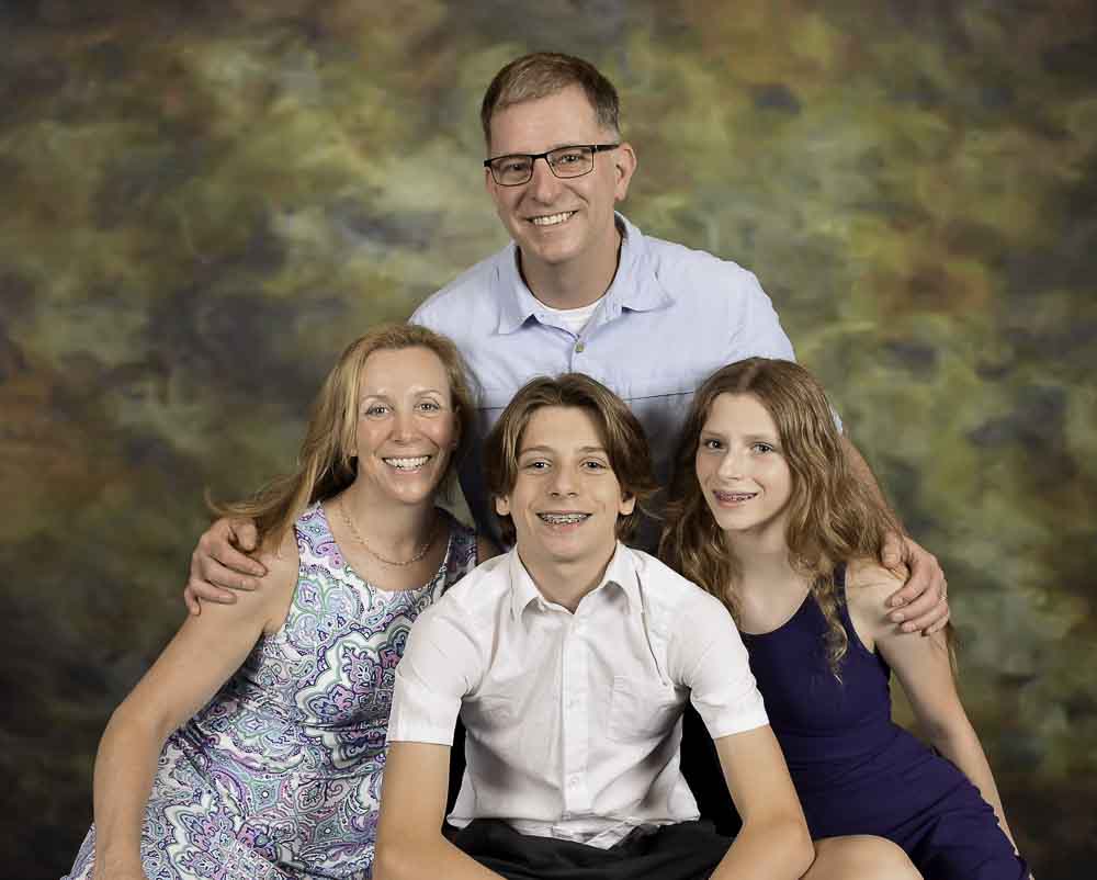 Dr.Nadeau & Dr.Krause with family